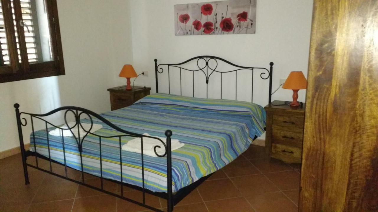 Appartamenti I Mandorli Budoni Luaran gambar